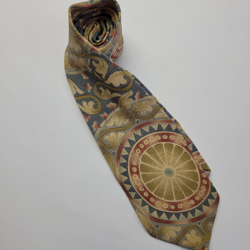 CHRISTIAN DIOR 100% SILK TIE